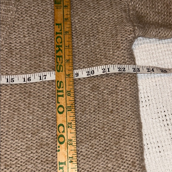 KENJI Anthropologie Women’s Slouchy Cozy V-Neck Sweater in Classic Tan Large - Picture 10 of 14